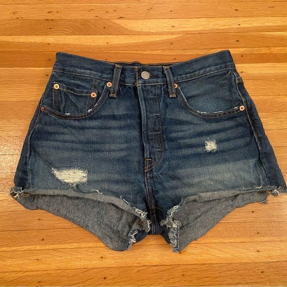 Levi’s 501 jean shorts